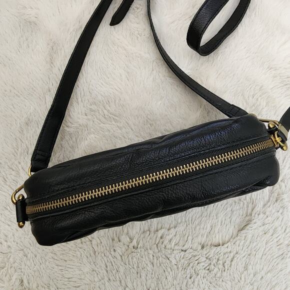 Madewell Transport Puffer Quilted Leather Camera Crossbody Bag Black - Picture 3 of 12